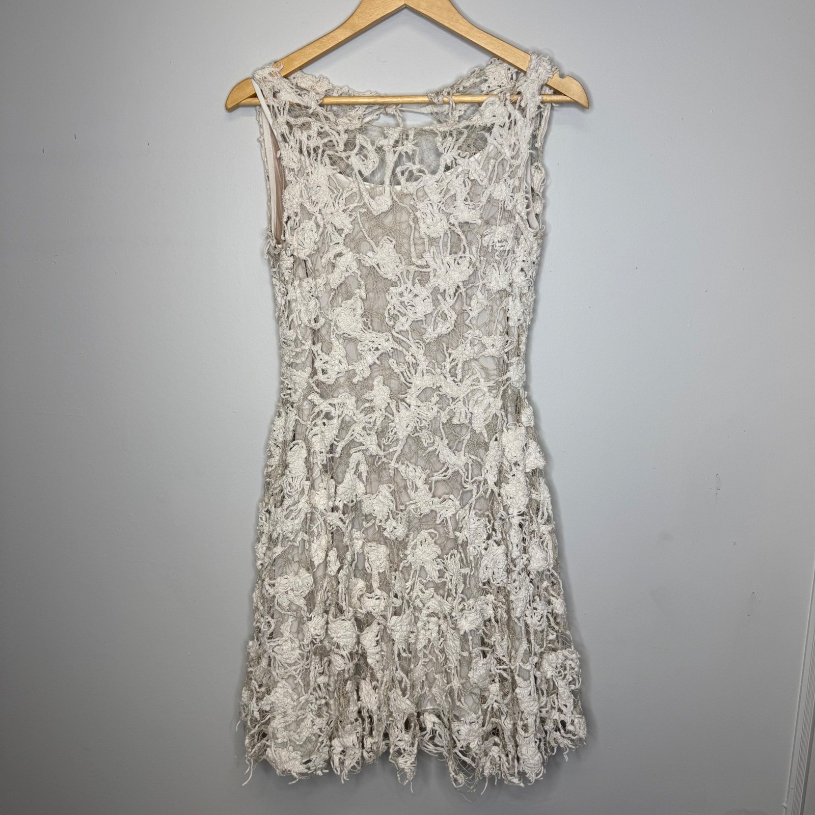 Pe de Chumbo Handmade Lace Dress Cream Sleeveless Deep V-Back Portugal Womens S