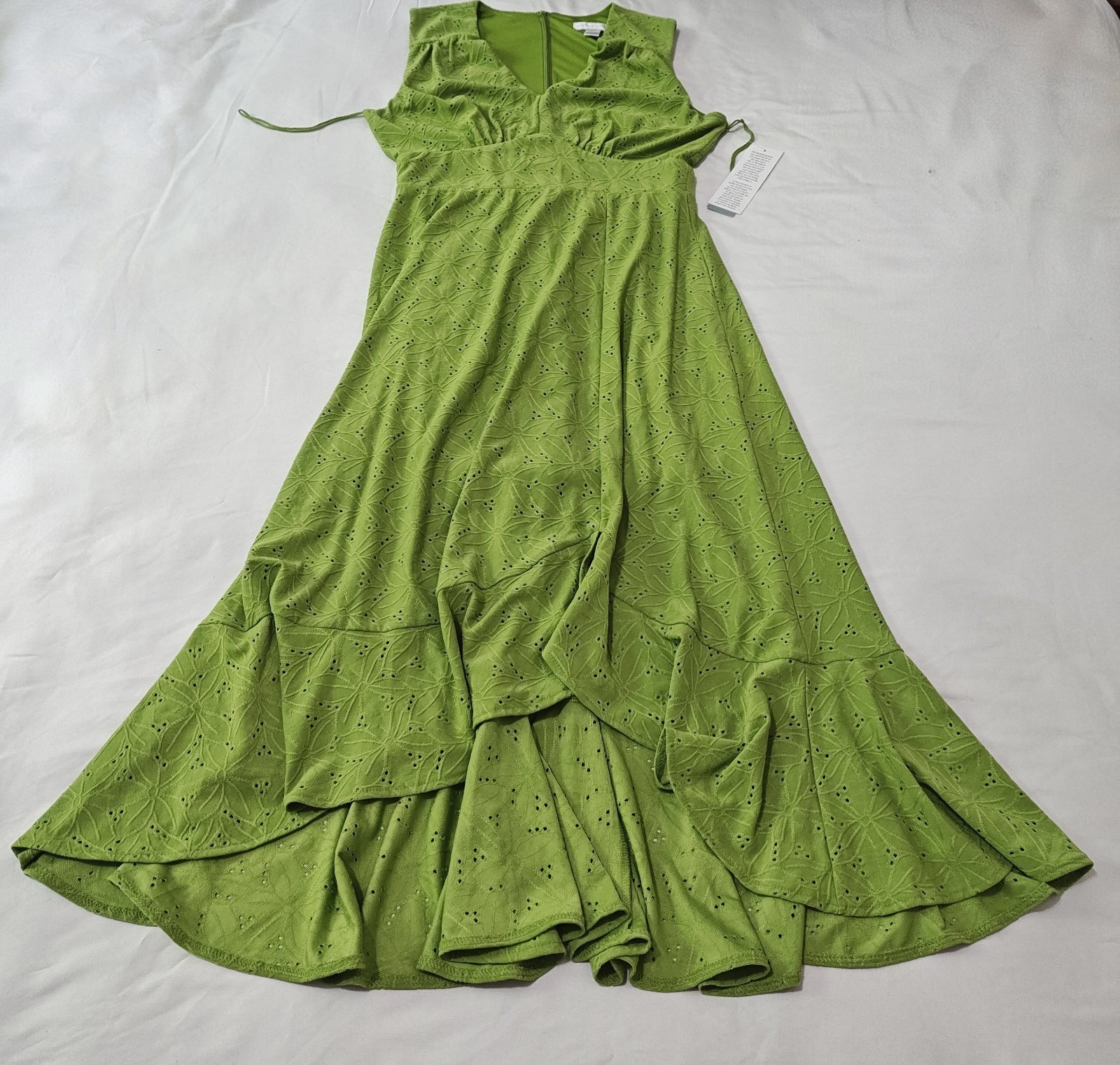 Women’s Size S (6) Fit & Flare Midi Dress Light Green London Times ~ Used