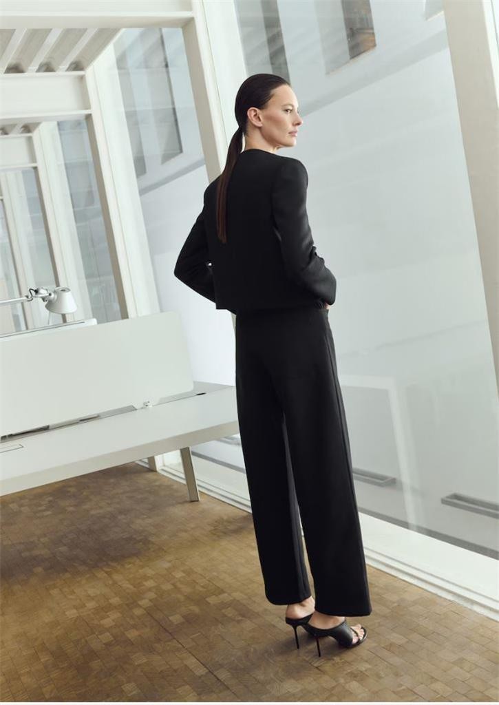 NWT mango Crop suit blazer