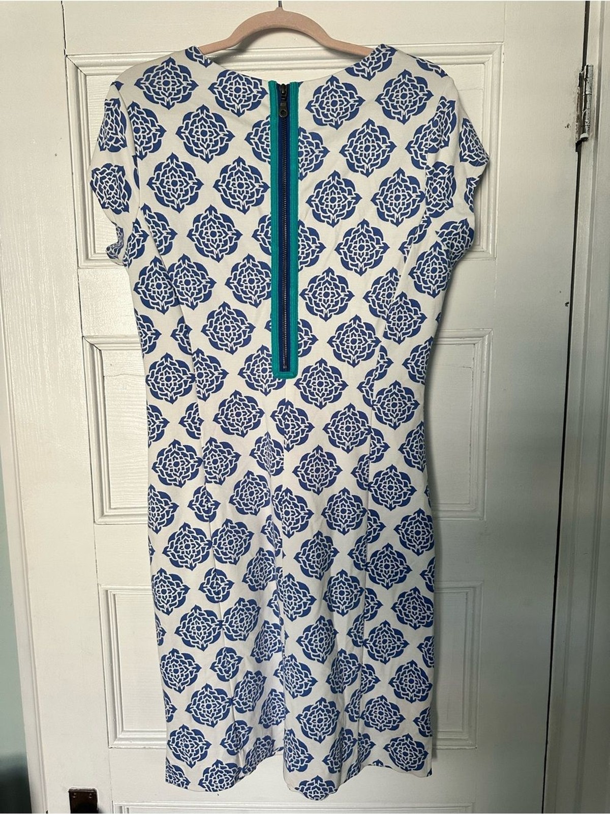 Hatley Tile Print Fitted Stretch Sheath Dress Teal Embroidered Trim L