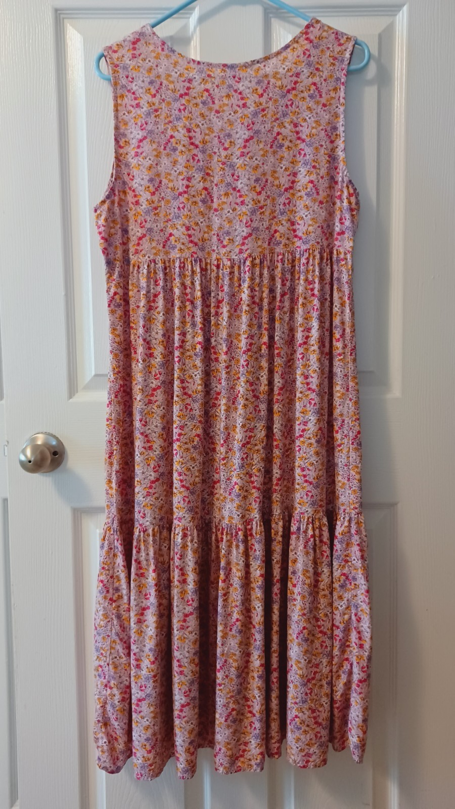Beach Lunch Lounge Midi Dress Medium Floral Sleeveless Tiered Ruffle Sundress