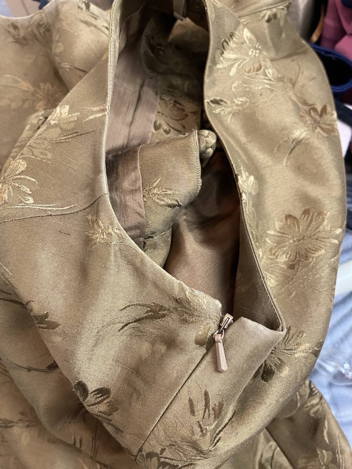 The J. Peterman Company Mandarin Collar Silk Dress Sz 4 Floral Jacquard Vintage