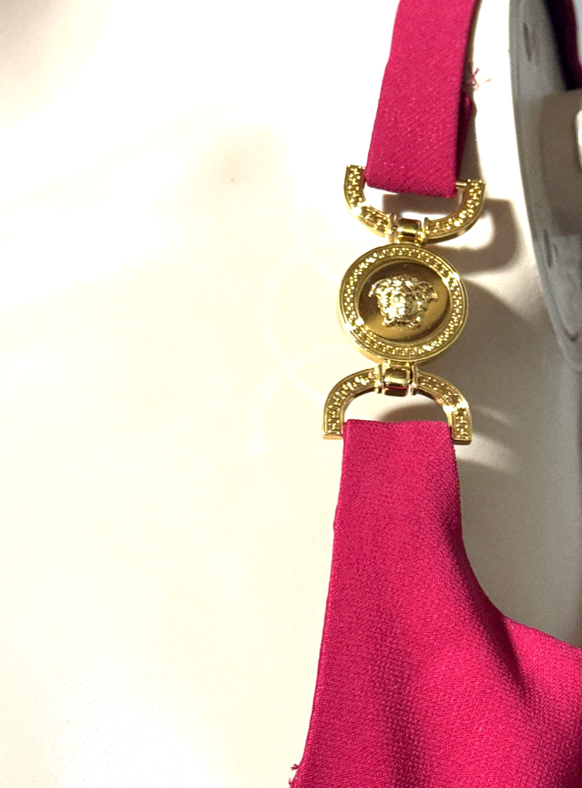Versace 2024 Gold Medusa Logo Cady Red Sheath Midi Cocktail Dress US 2 4 / IT 40