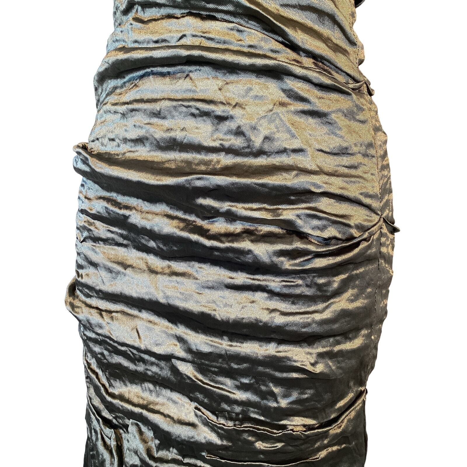 Nicole Miller Metallic Taffeta Crinkle Stretch Mermaid V-Neck Gown Green 2
