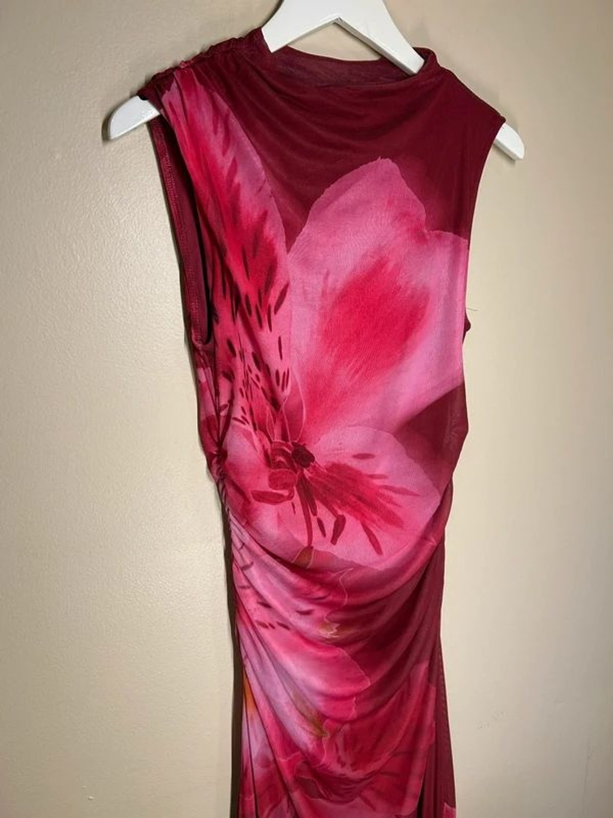Madden Girl Women’s MED Fuschia Pink Long BodyCon Dress