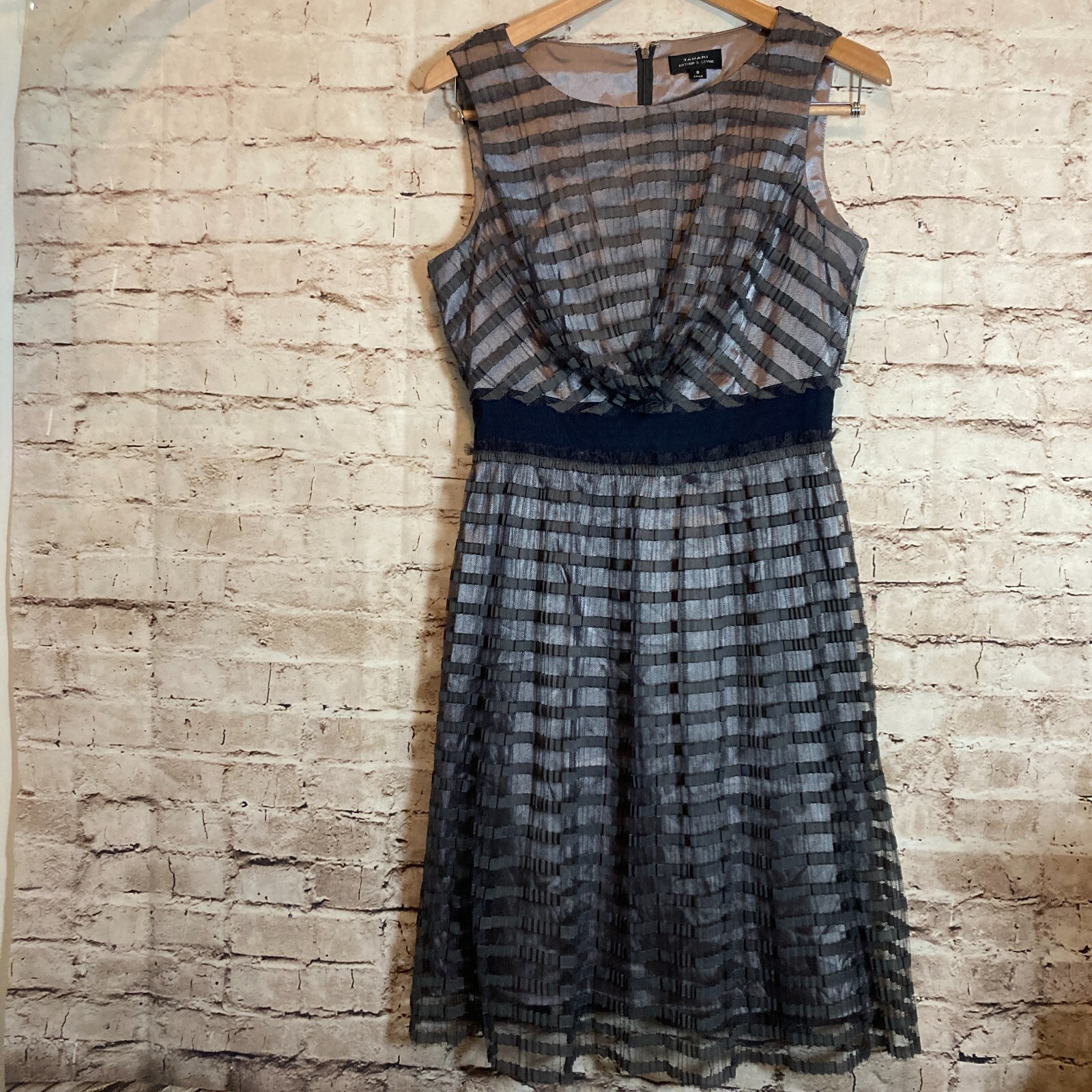 Tahari Dress Womens 8 A Line Silver & Black Mesh & Satin Striped Whimsy Goth Zip