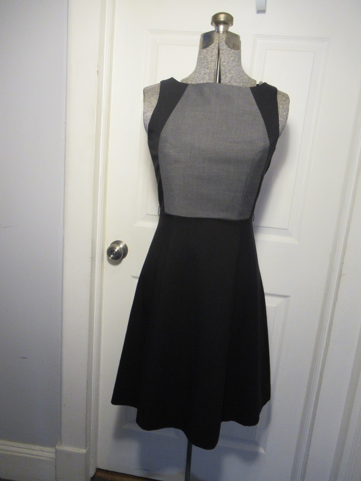 H&M Dress Size 4 Black Gray Career Work Office Classic Sheath A-Line Sleeveless