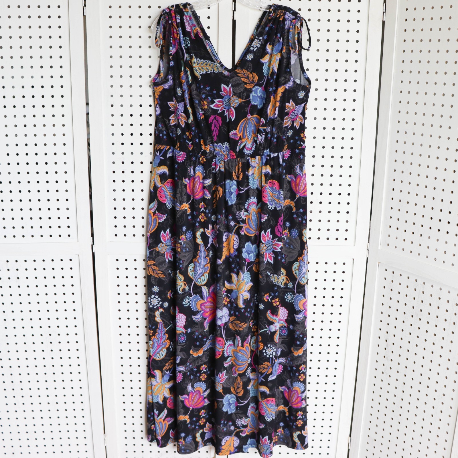 IMAN Womens SIZE XLP Black Floral Sleeveless Maxi Dress
