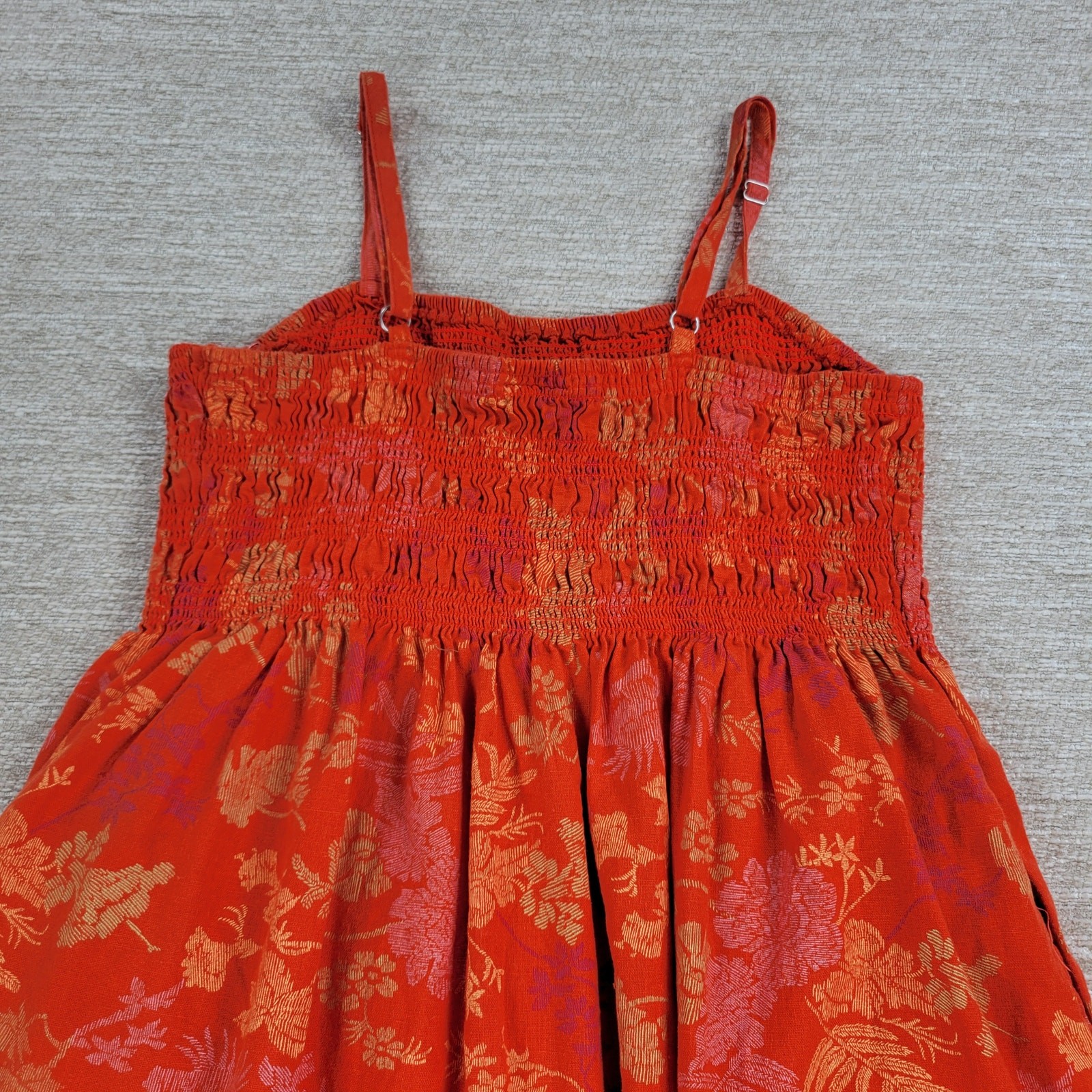 Universal Thread Dress Womens Medium Orange Smocked Top Adjustable Straps Summer
