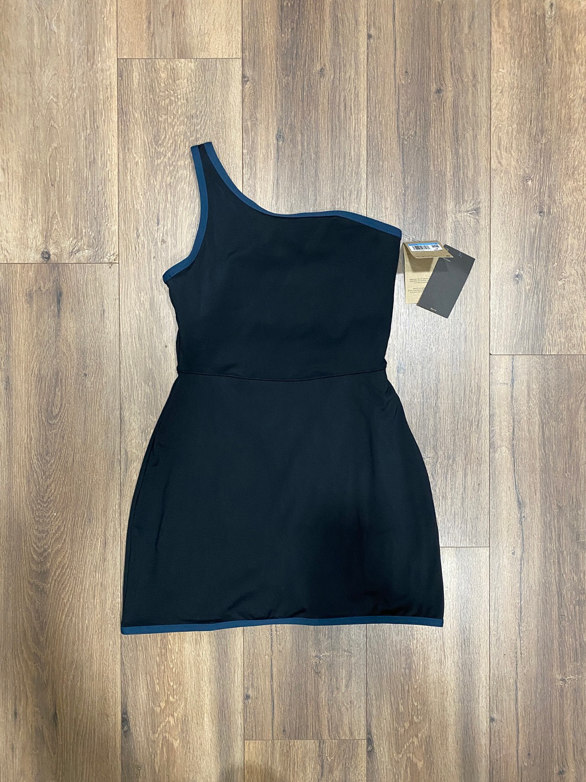Nike One Women’s Dri-FIT One Shoulder Slim Fit Black Dress HJ2276-010 New Size M