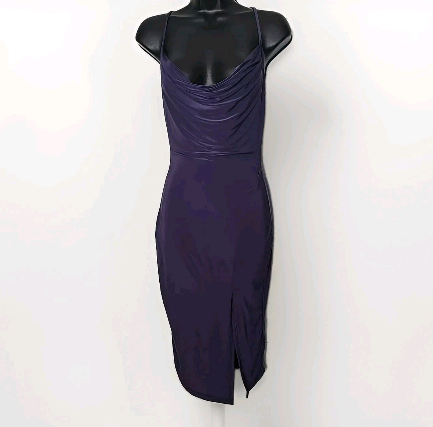 Windsor NWT Purple Dress Very Soft Size M Sexy Slinky