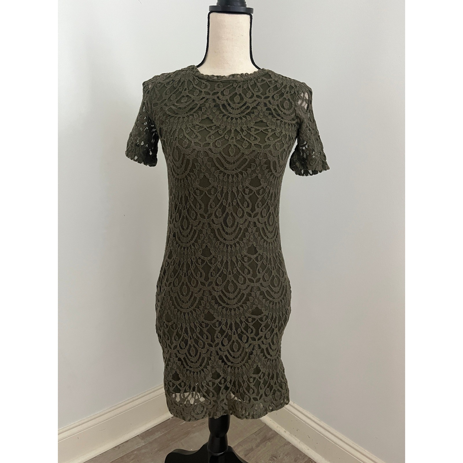 H&M Green Lace Mini Dress Womens Small 4 Olive Bodycon Short Sleeve Boho Chic