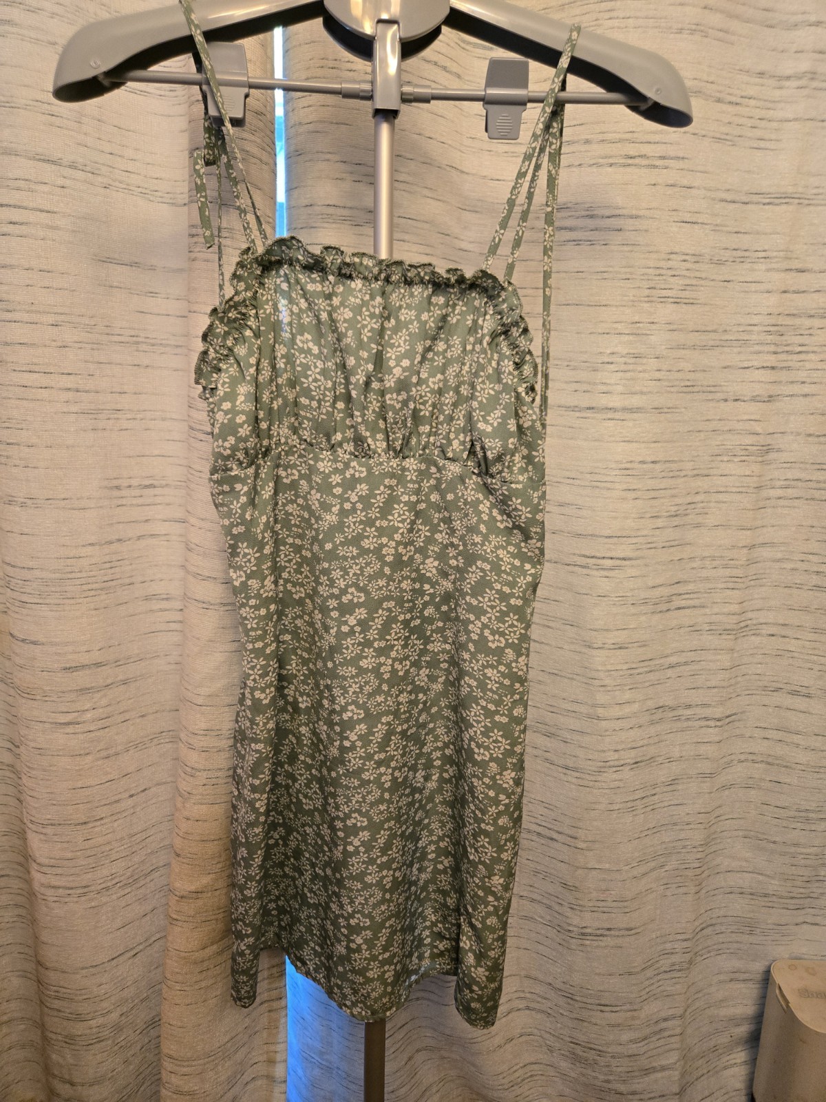 SHEIN Womens Size S Sage Green Floral Mini Dress Ruffle Trim Tie Strap Boho