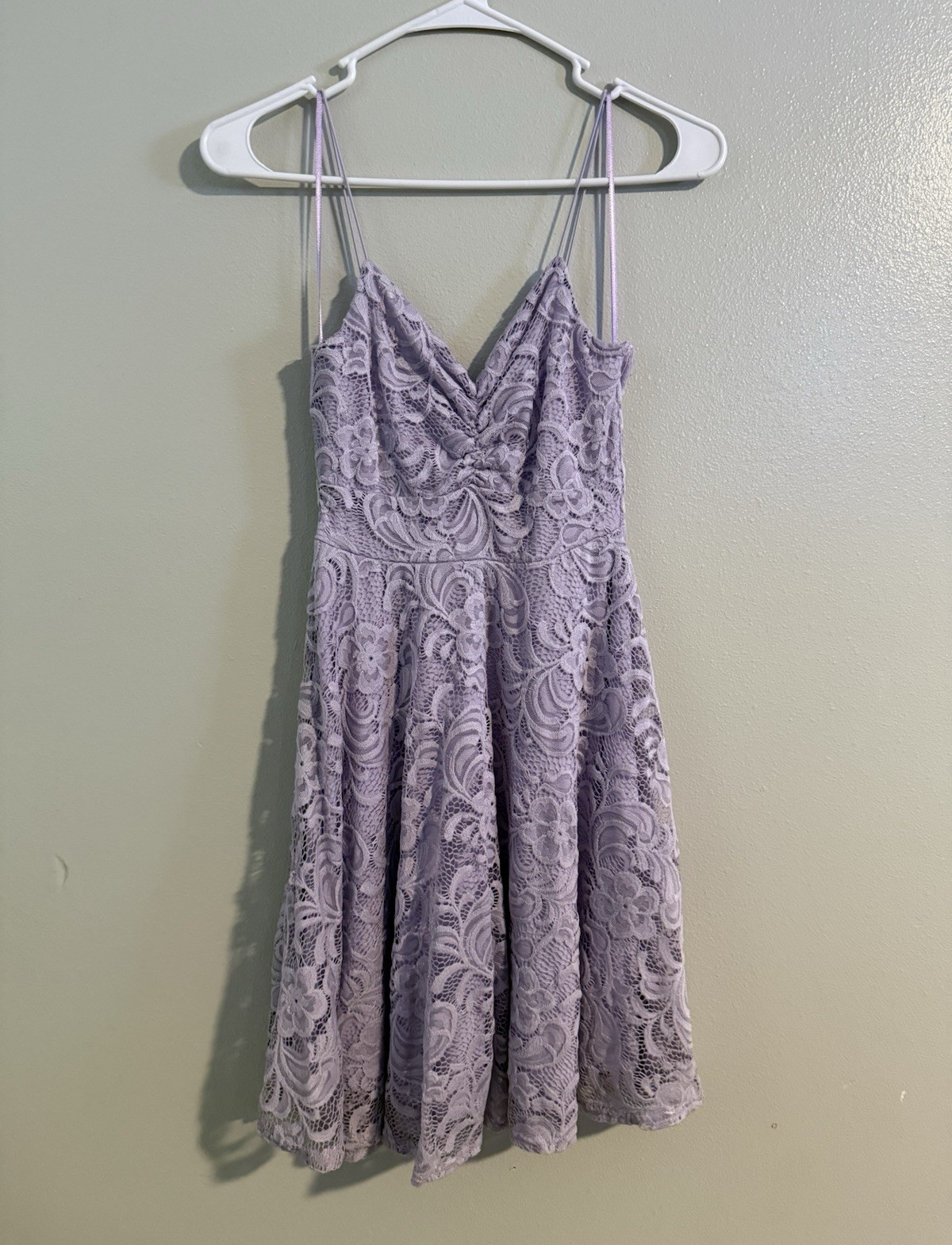 Streetwear Society Women’s Purple Floral Lace V-Neck Fit & Flare Short S