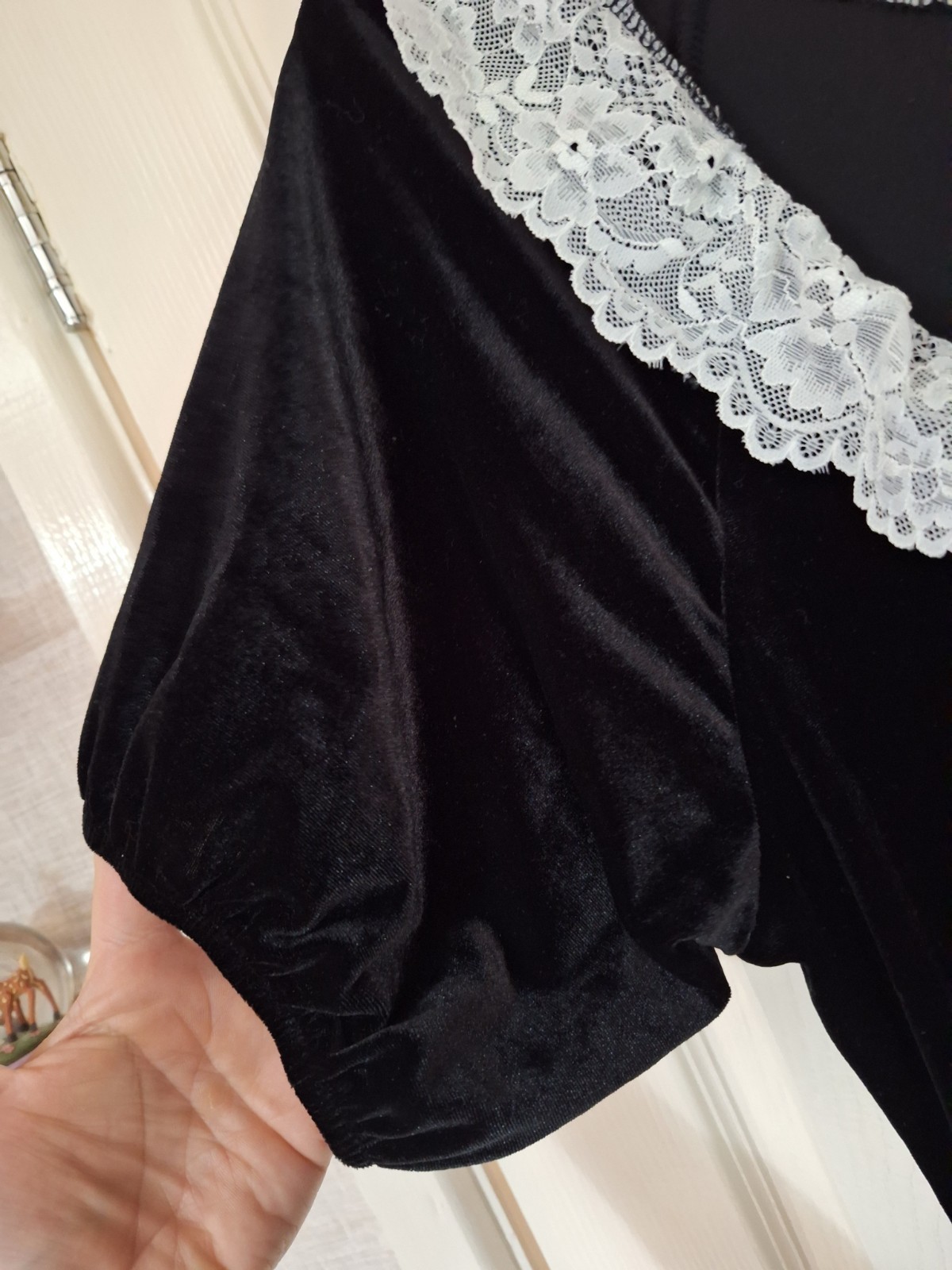 cider velvety black dress white lace neckline sz1xl stretch goth alternative NEW