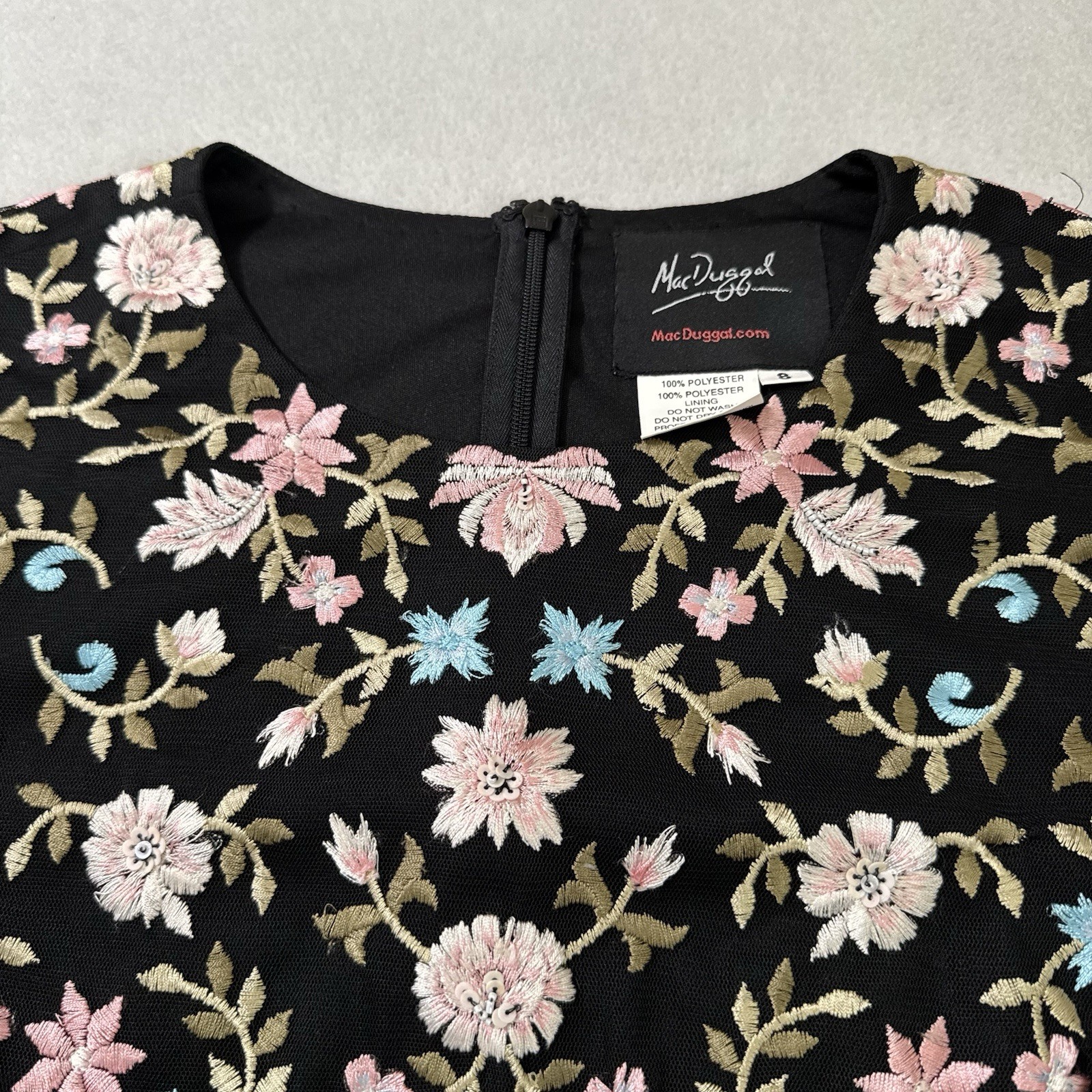 Mac Duggal 35111 Embroidered Floral Gown Black Long Bishop Sleeve Size 8 NWT