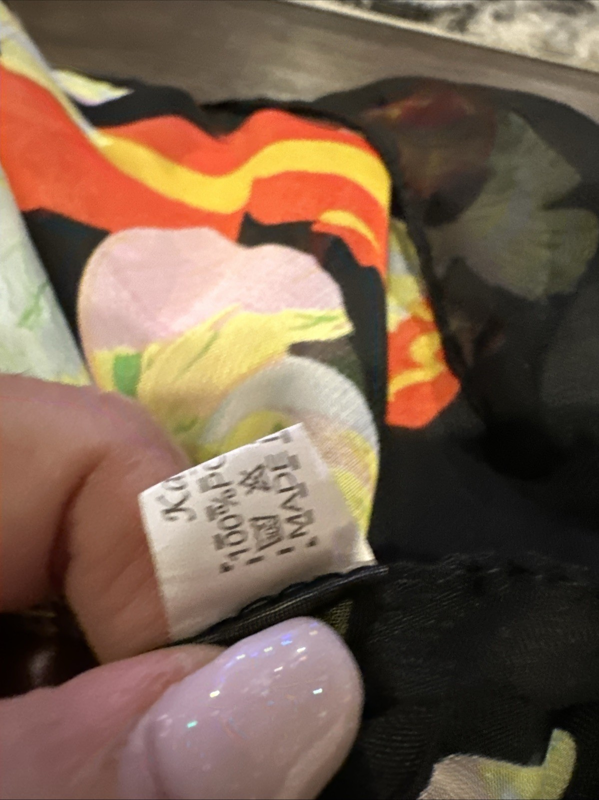 VTG : Black Butterfly Shape And Print Beach Wear, W : 40 “L 32”