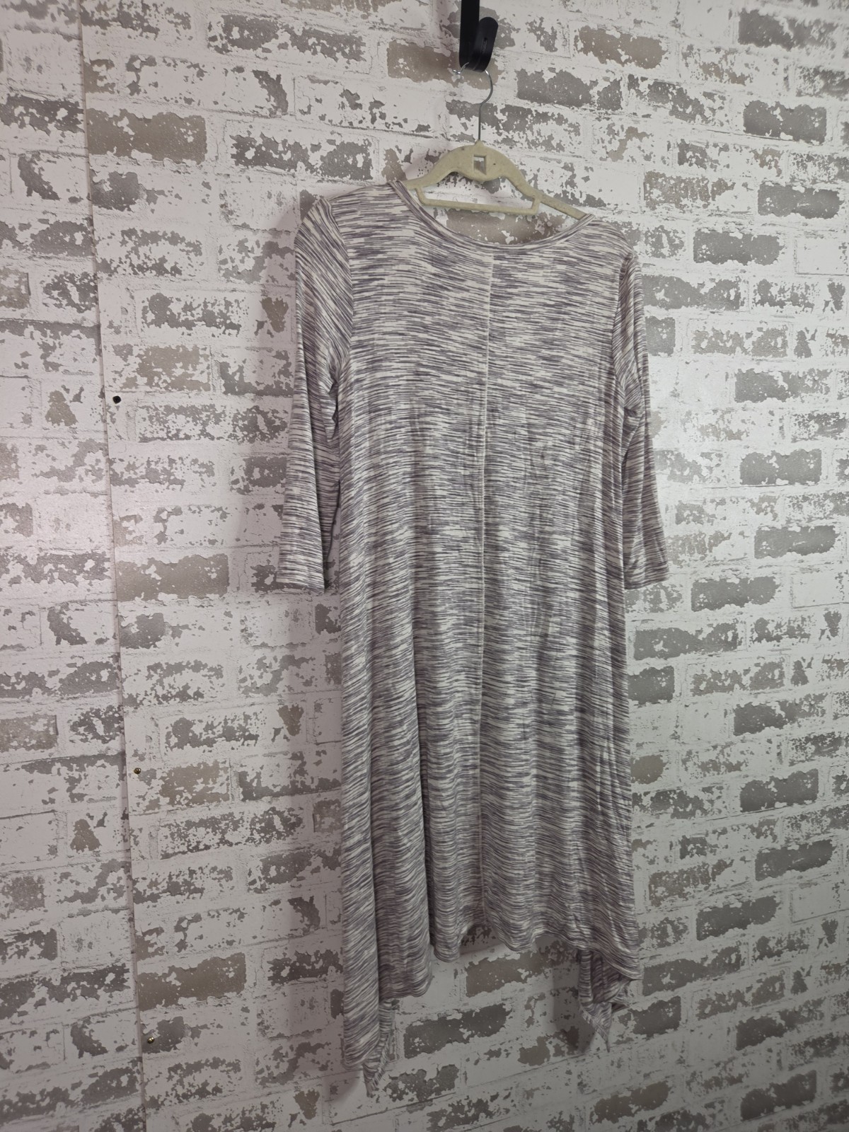 Max Studio Heathered Gray White Scoop Neck 3/4 Sleeve Asym Hem Dress S