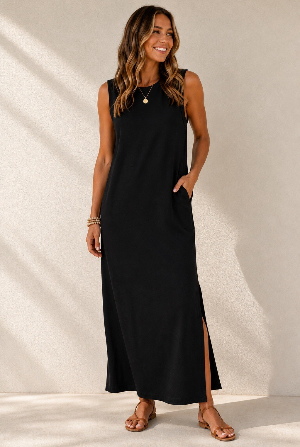 Women’s Black Solid Sleeveless Round Neck Pullover Maxi Dress Pockets M