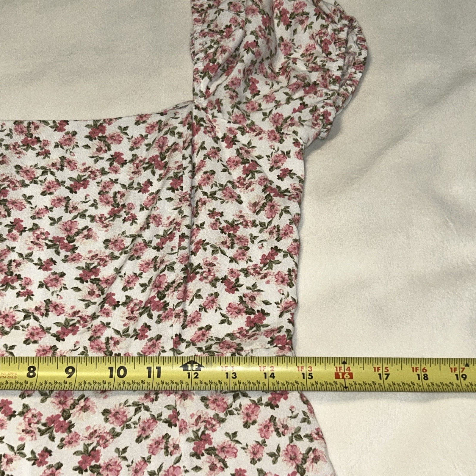 Francesca’s White Pink Green Floral Smocked Puff Sleeve Square Neck Midi M (160)