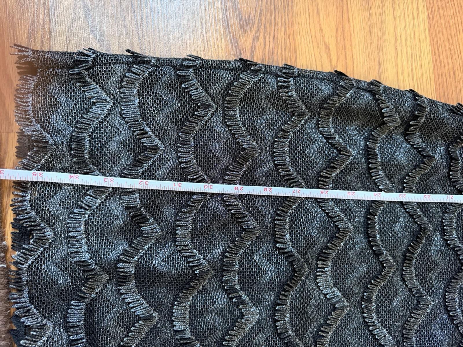 Black/Gold Metallic Scalloped Lace Bodycon Fringe Dress Guess Size 8