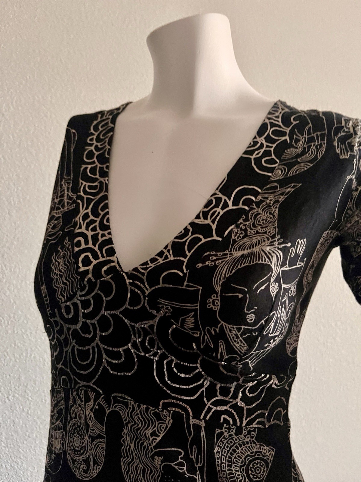 Desigual Art Print Dress Size Small Black Graphic Asymmetrical Sleeve Boho