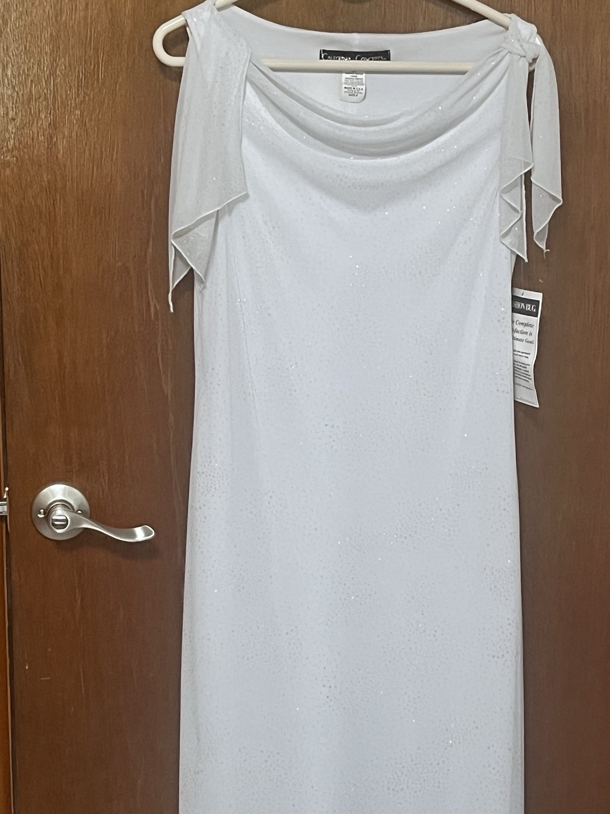 Vintage Full Length White Dress Sleeveless With Ties Lined Sparkles Size 8 NWTAG
