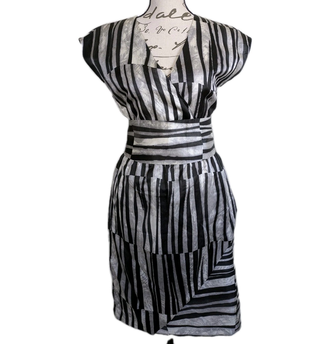 Cortefiel Black & Grey Faux Wrap Cocktail Dress W/ Belt & Pockets. Small. RRP 80