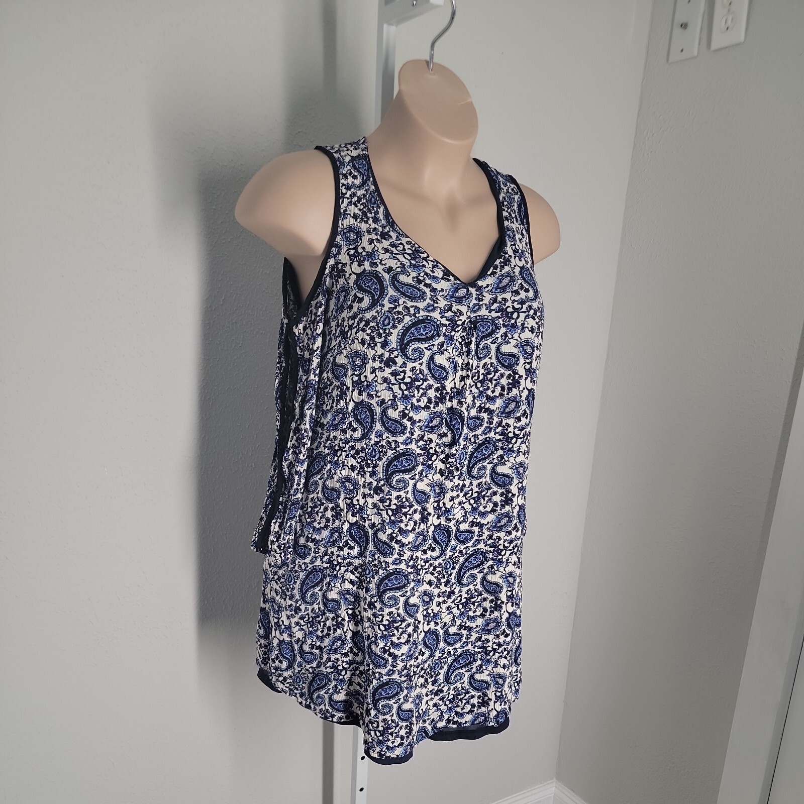 Beige by Eci Cold Shoulder Classy Lined Dress ~ Sz 1X ~ Knee Length ~ Blue