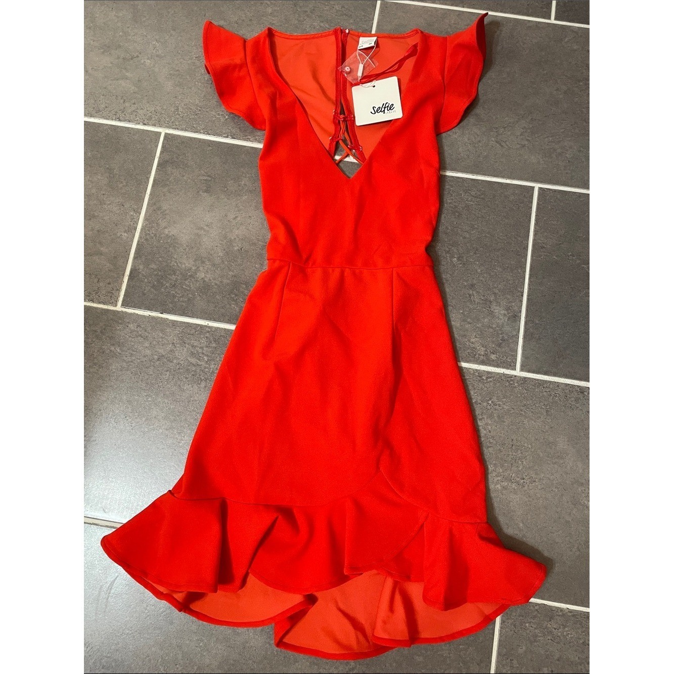 Selfie Leslie Take Note Frill Dress Scarlet Red size Medium