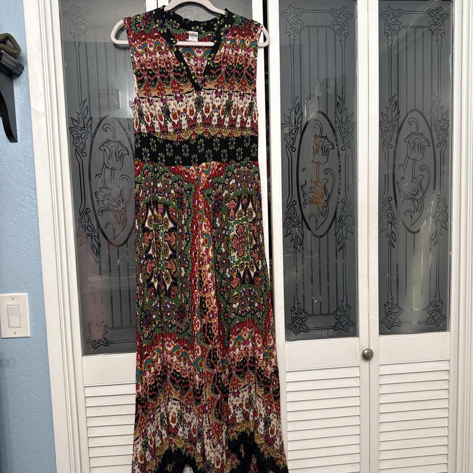 Bila Women’s L Multicolor Floral Smocked V-Neck Sleeveless Maxi Dress