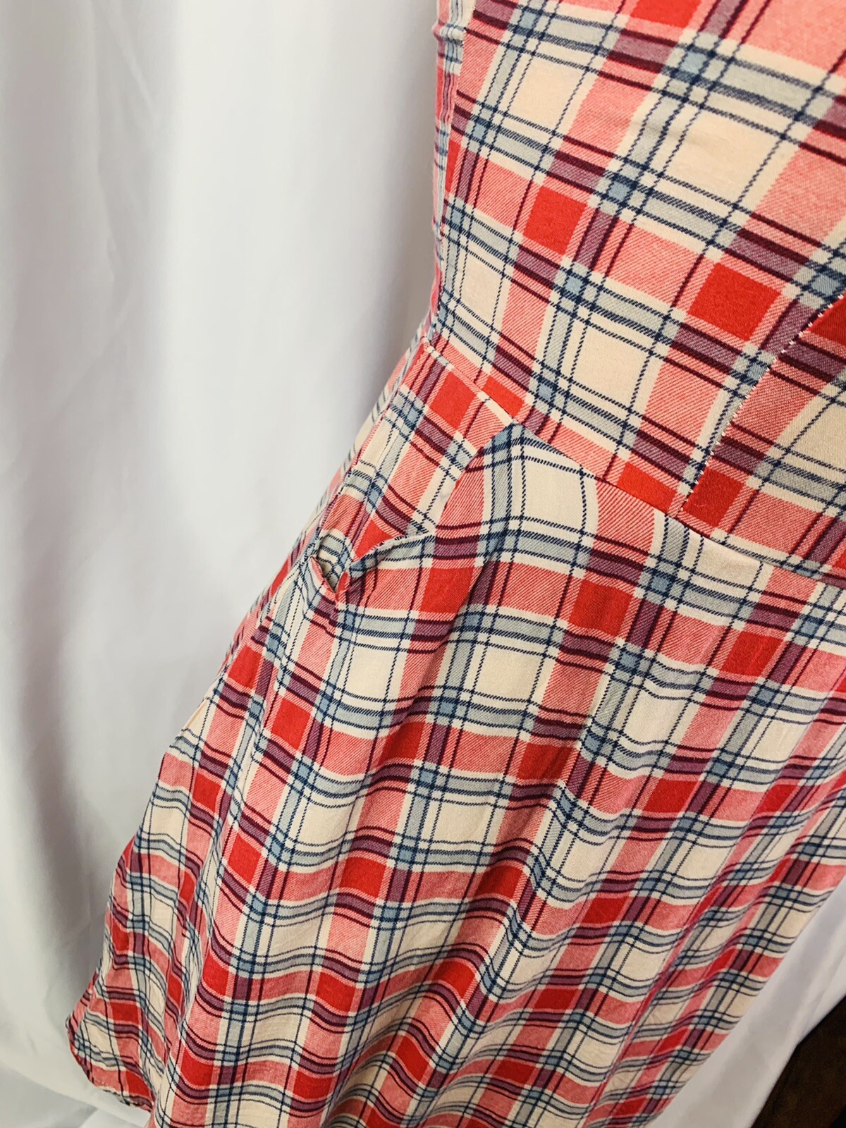 Small Alythea Junior Women’s Red Plaid Dress Pockets Open Back Lined