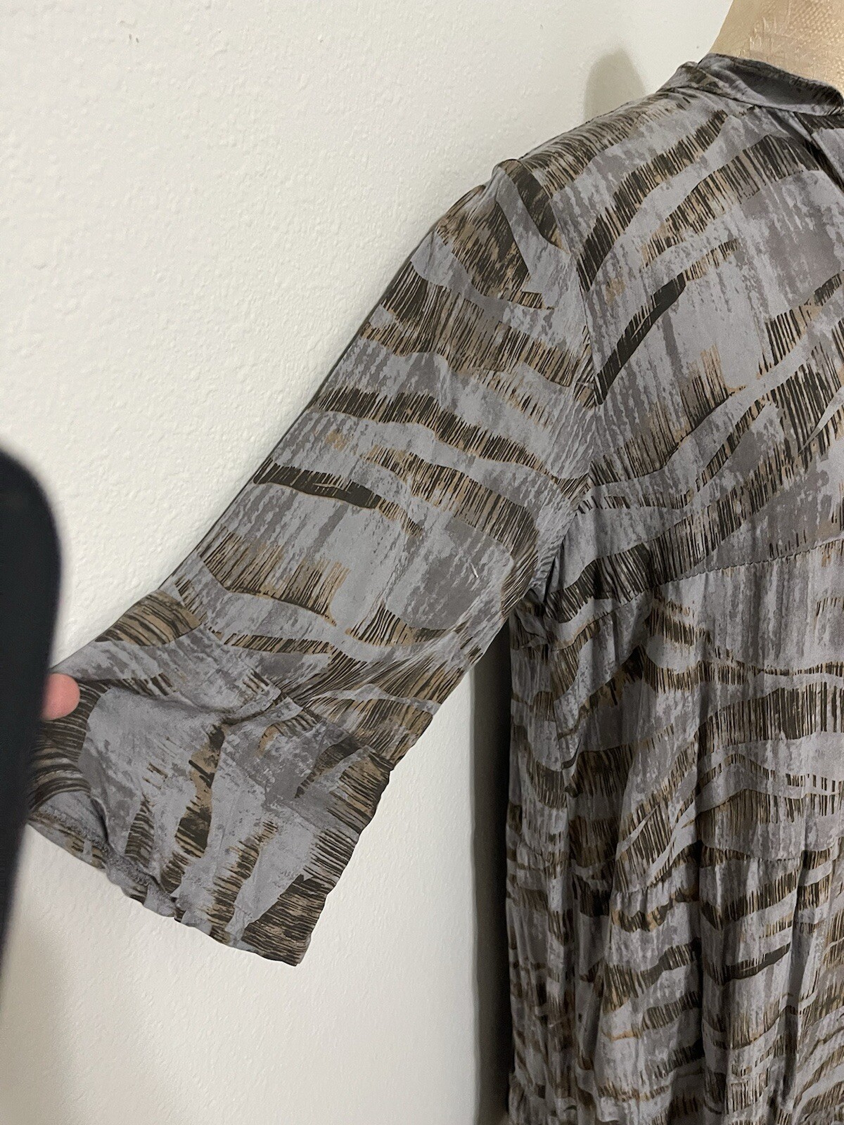 NWT Made in Italy Grey/Brown 100% Viscosa Dress OS V Neck Ruffles