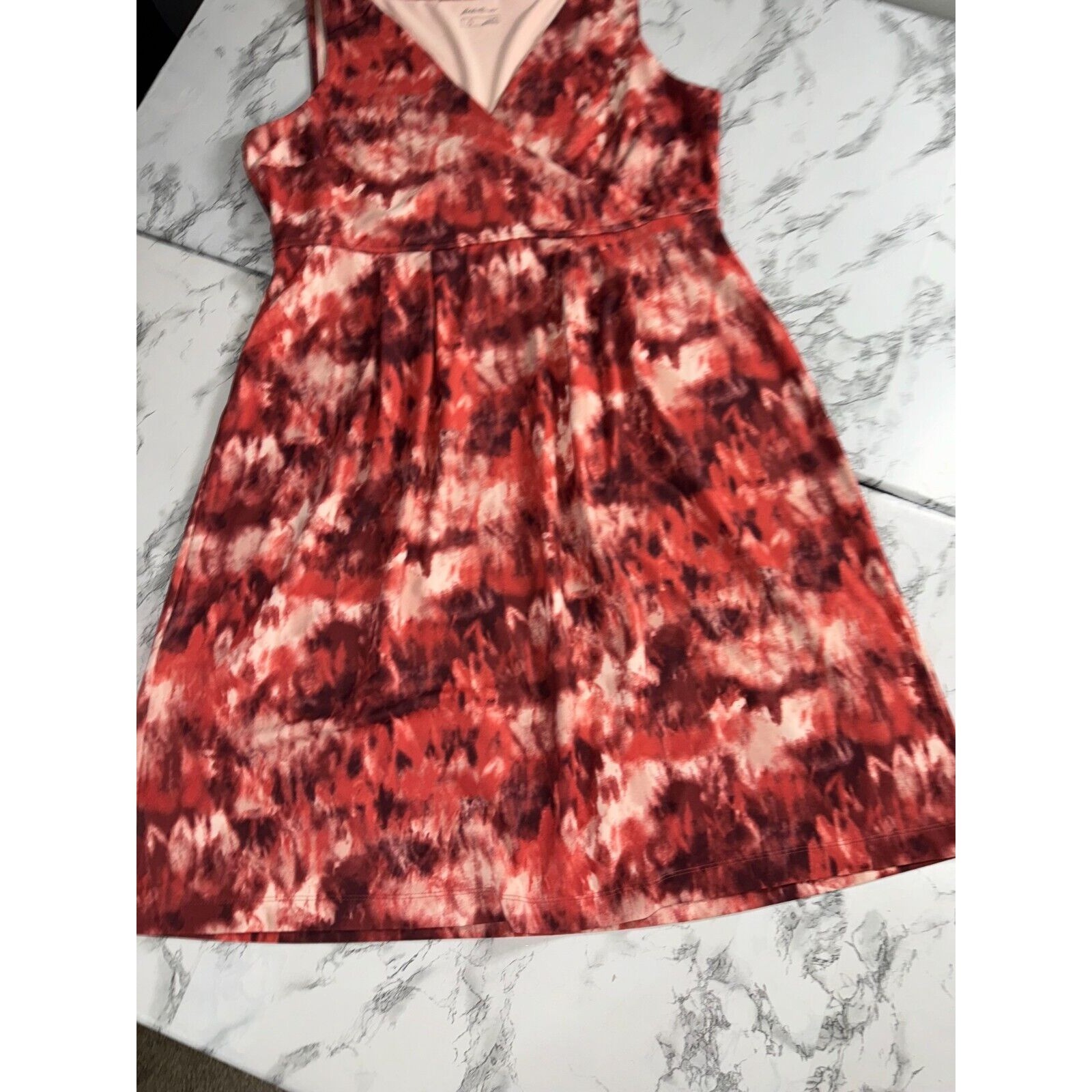 Eddie Bauer Travex Aster Surplice Dress Red Tie Dye Knee Length Size Large