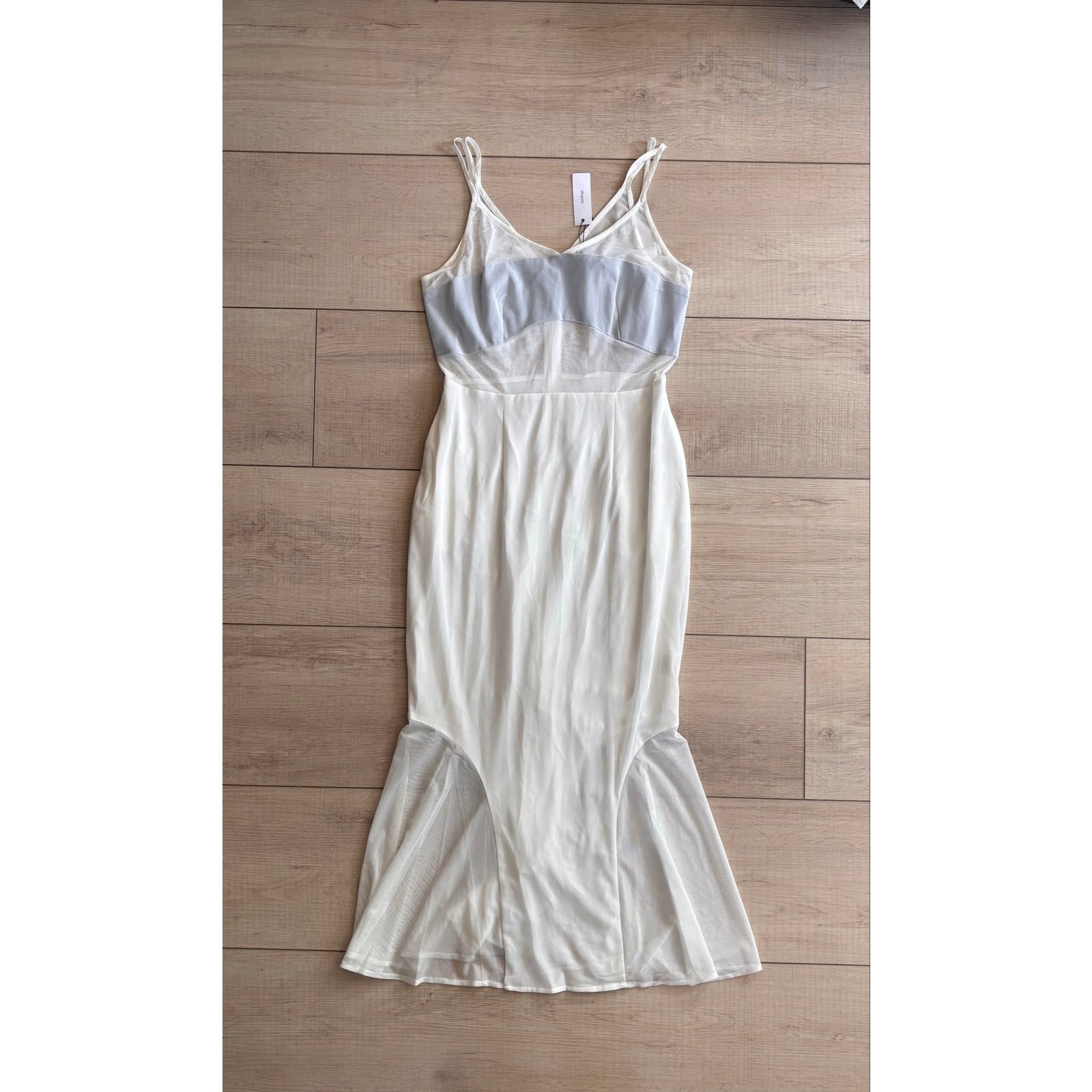 Amylynn White Mesh Mermaid Midi Dress Women’s Size S NWT Party Wedding Guest