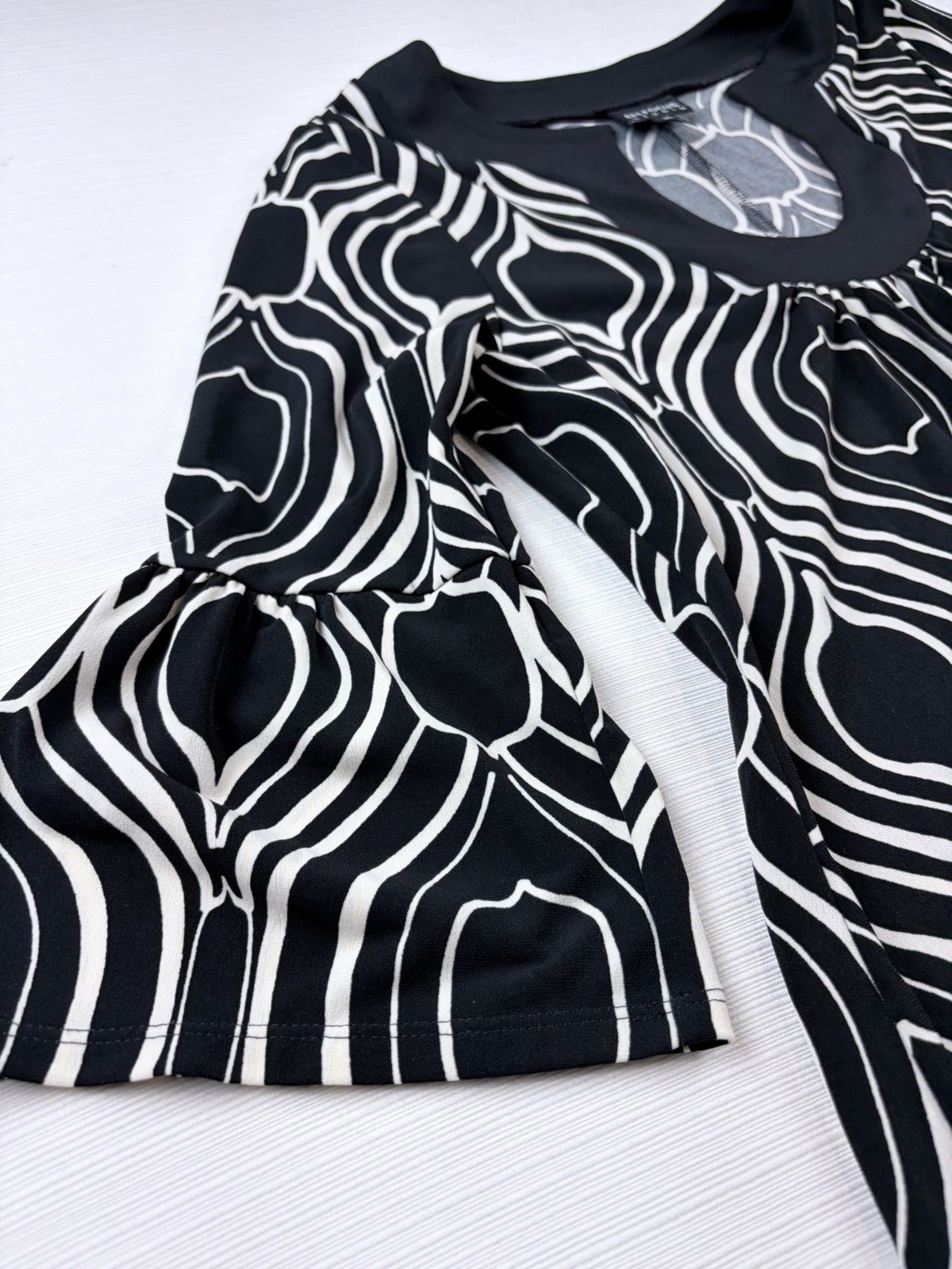 En Focus Studio Black and White Patterned Dress