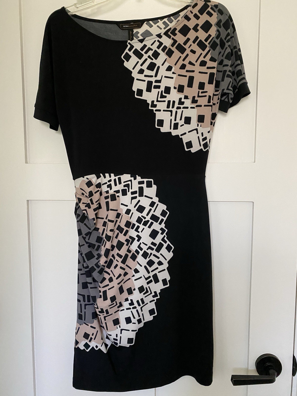 BCBG Women Dress (S) Short sleeve Polyester Rayon Black Brown White Preowned