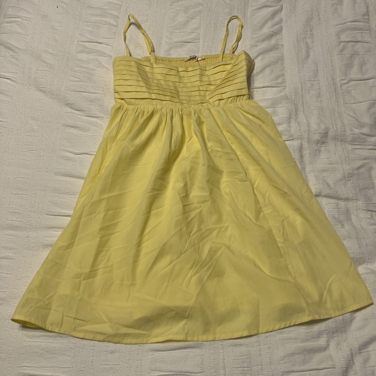 Pleated Mini Yellow Dress Small NWT $50 Smocked w Pockets Adj Straps Francesca’s