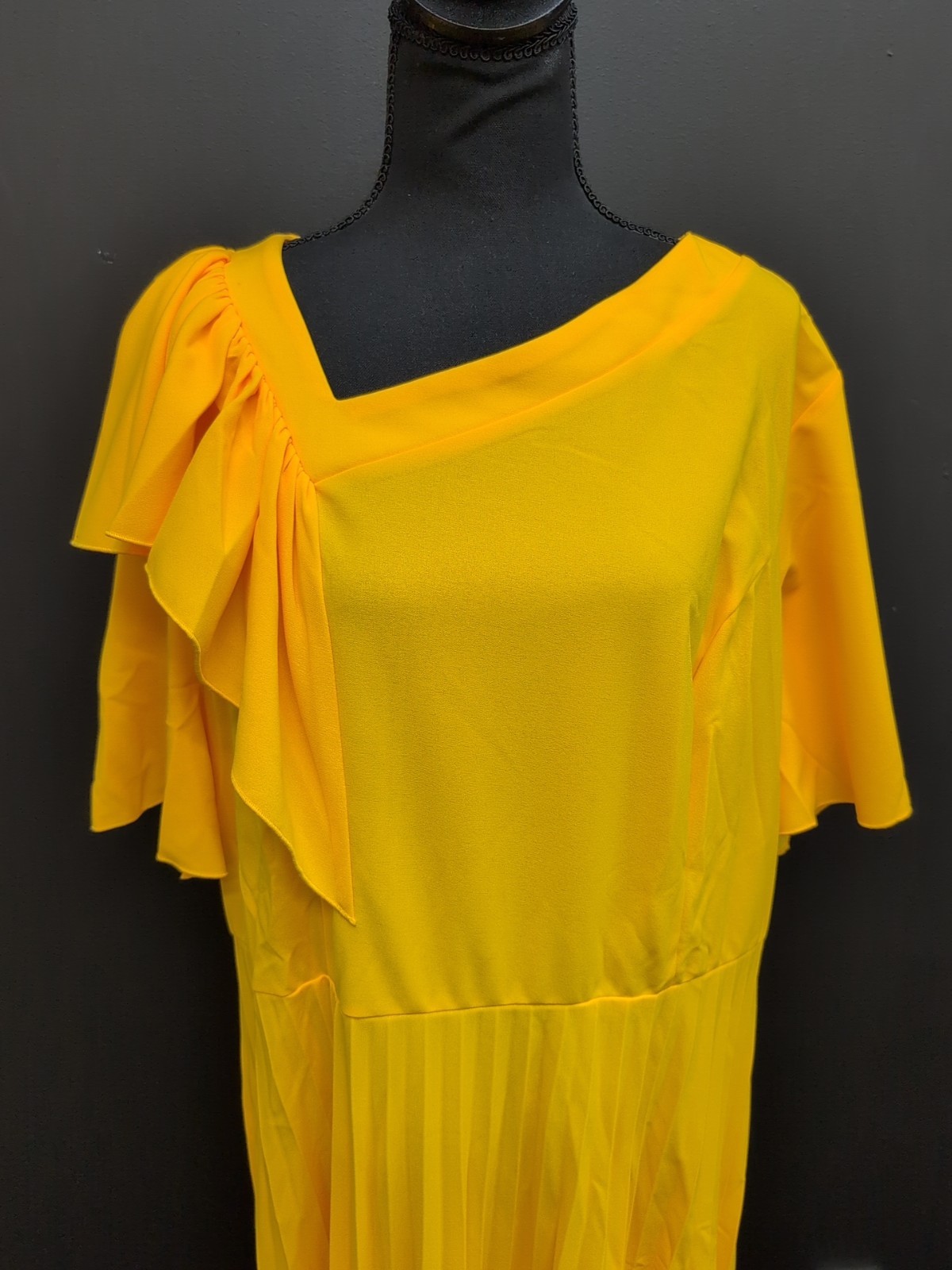 Aomei Asymmetrical Neck Ruffle Short Sleeve Women’s Pleated Dress XL Yellow