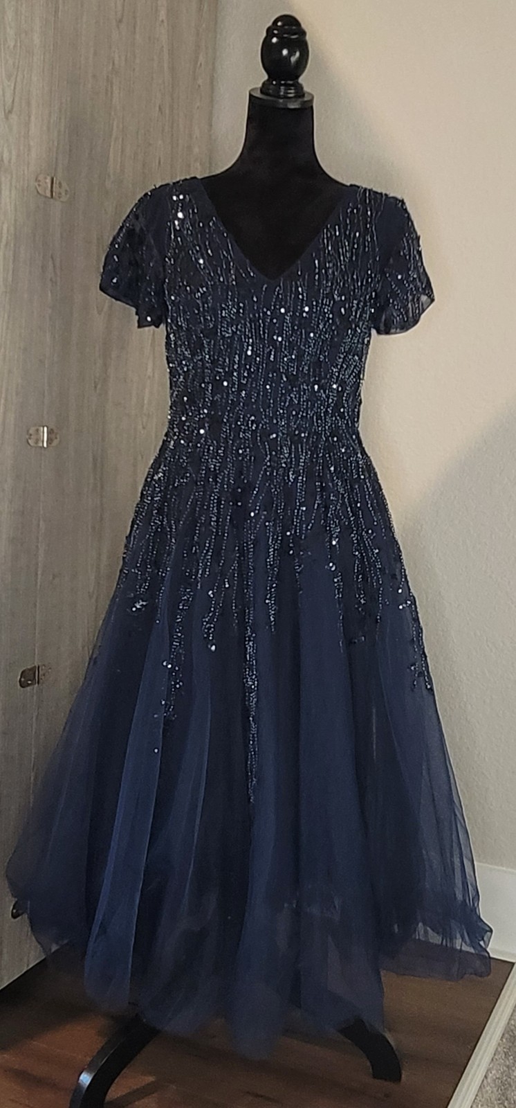 Mac Duggal Blue Sequin Beaded V-Neck Flutter Sleeve Tulle Midi Dress 6