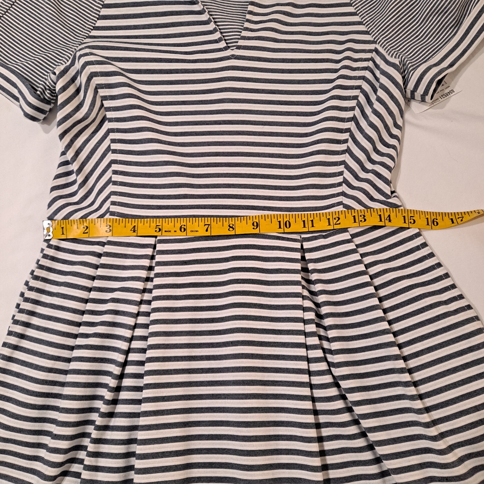Three Dots Womens Pleated Knee-Length Casual Dress Size Medium Grey/White Stripe