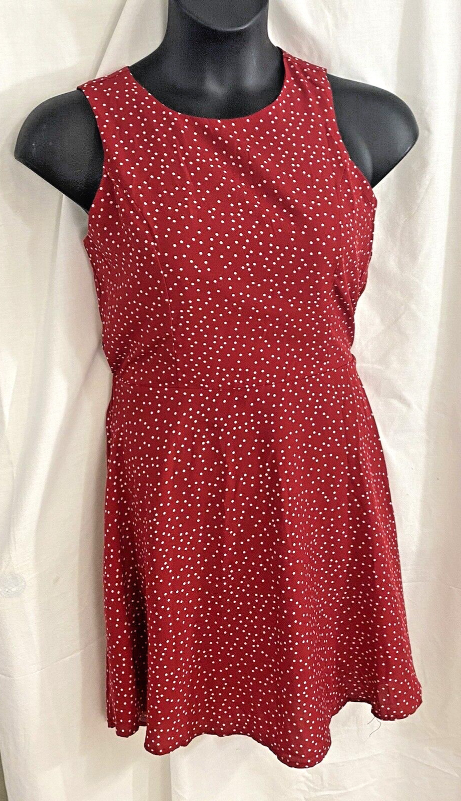 women’s BelongSCI dress size large red with dots sleeveless zipper lined polyest
