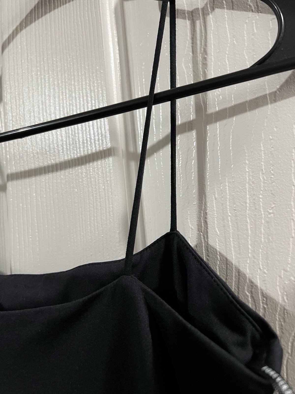 Forever 21 Poplin Balloon Bubble Hem Mini Dress in black. Spaghetti Straps. Sz M