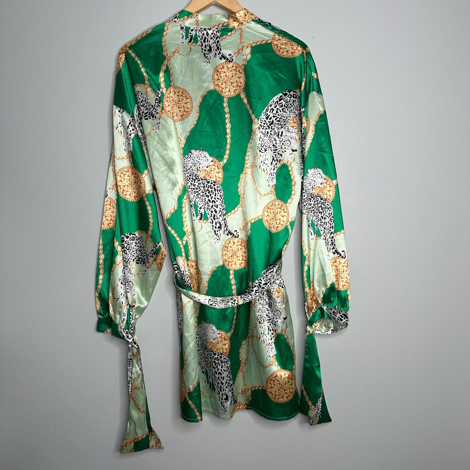 SundayUp Chain & Leopard Dress Womens L Green NWT Satin Belted Shirt Dress Bold