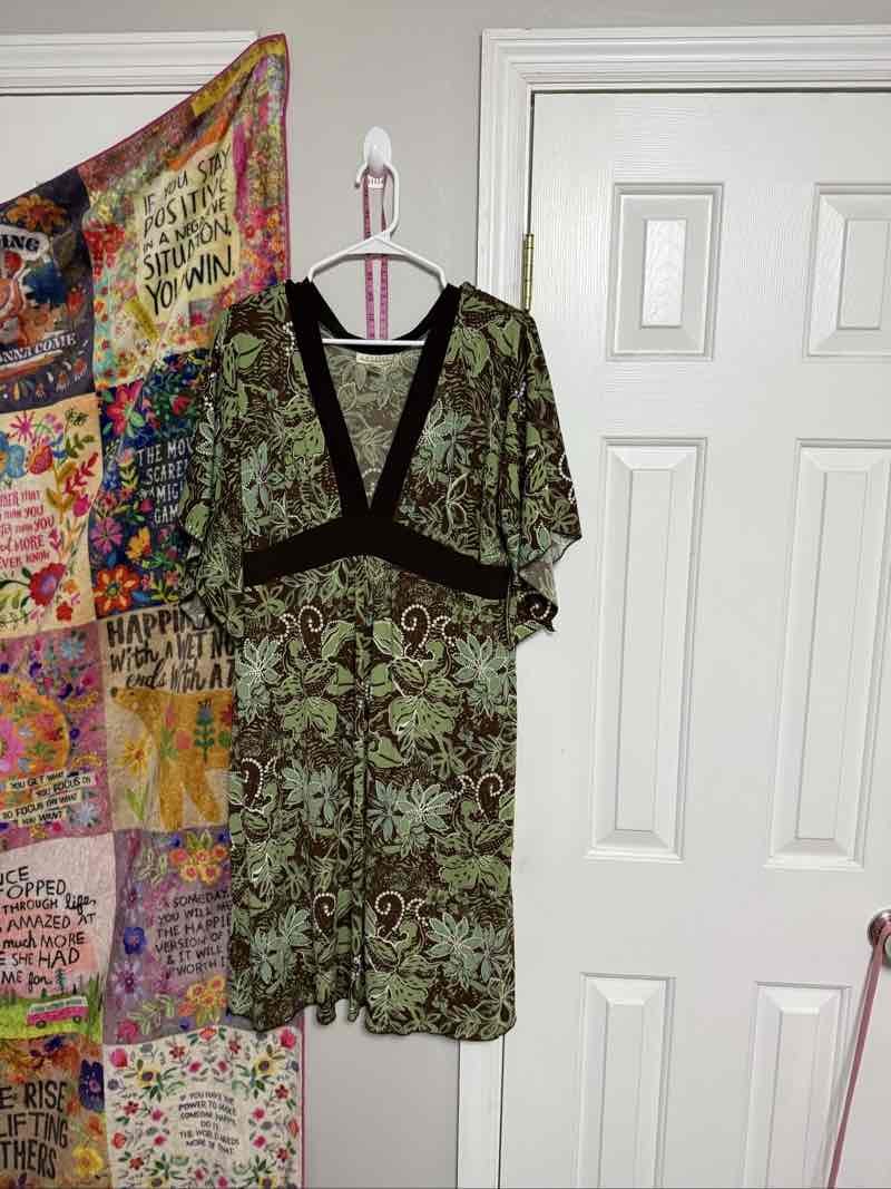 Phoebe Couture Silk Blend Floral Empire Waist Dress Green Brown Sz 20w