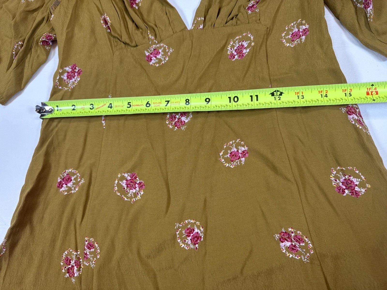 Free People Mockingbird Mini Dress Clove Comb sz 8 embroidered viscose (R426)