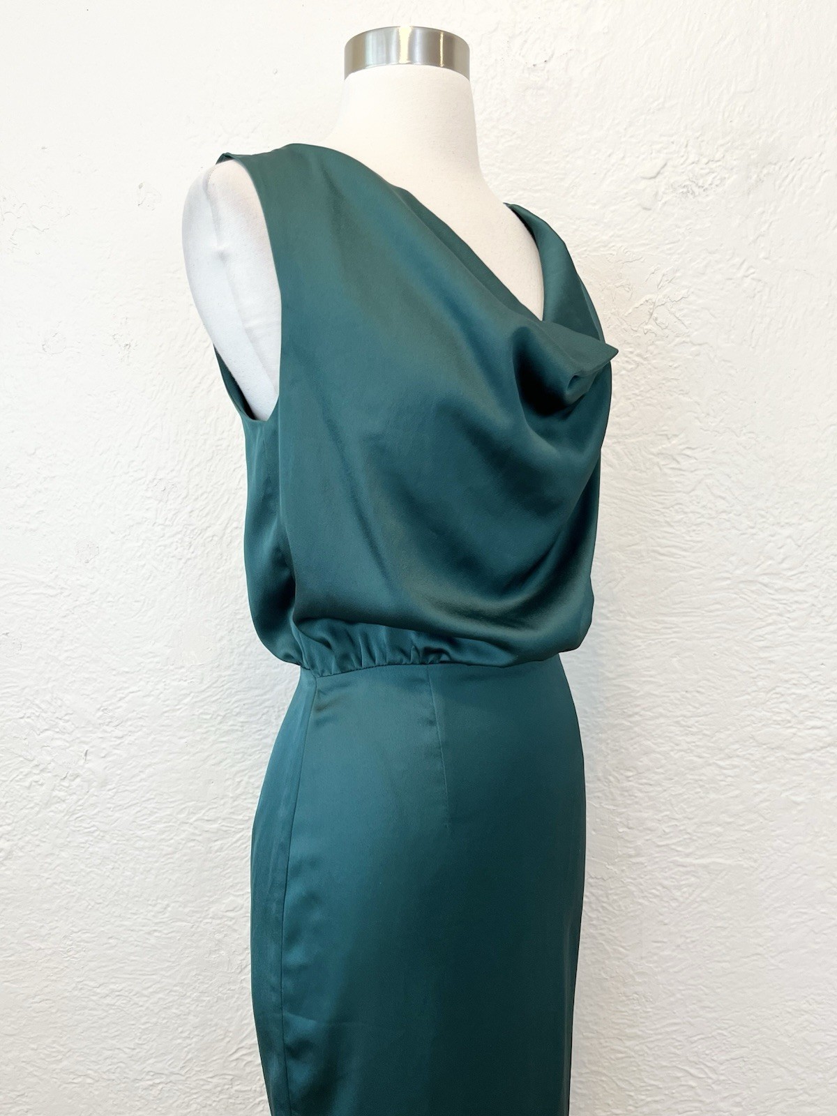 Fame and Partners Maxi Dress Emerald Green Satin Formal Gown size 4