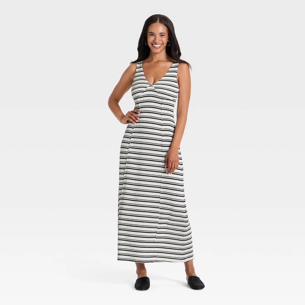 Women Knit Maxi Sweater Dress – Universal Thread Cream Striped S