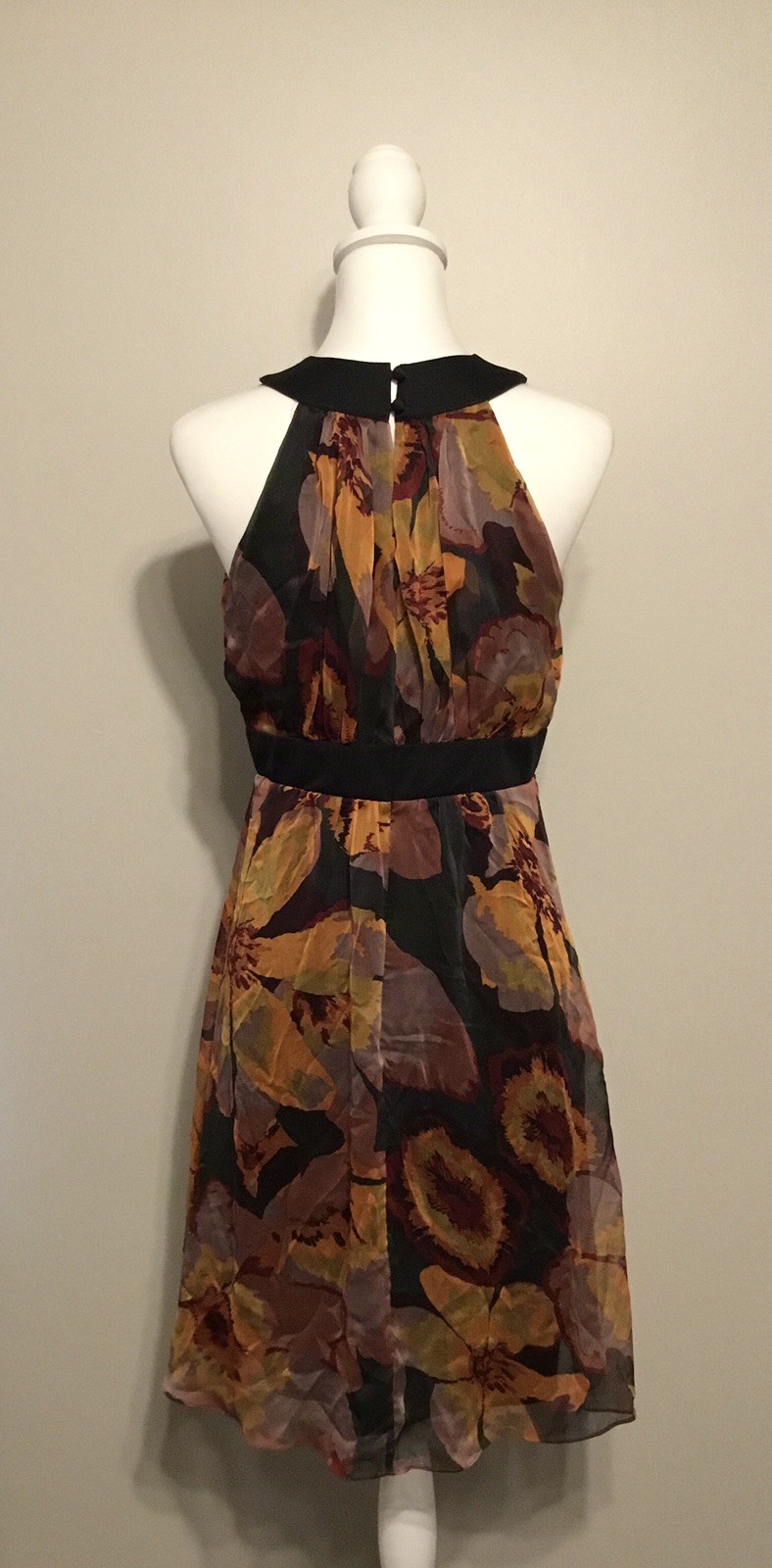 The Limited Sz 8 Floral Front Keyhole Short Dress Halter Neck Sleeveless