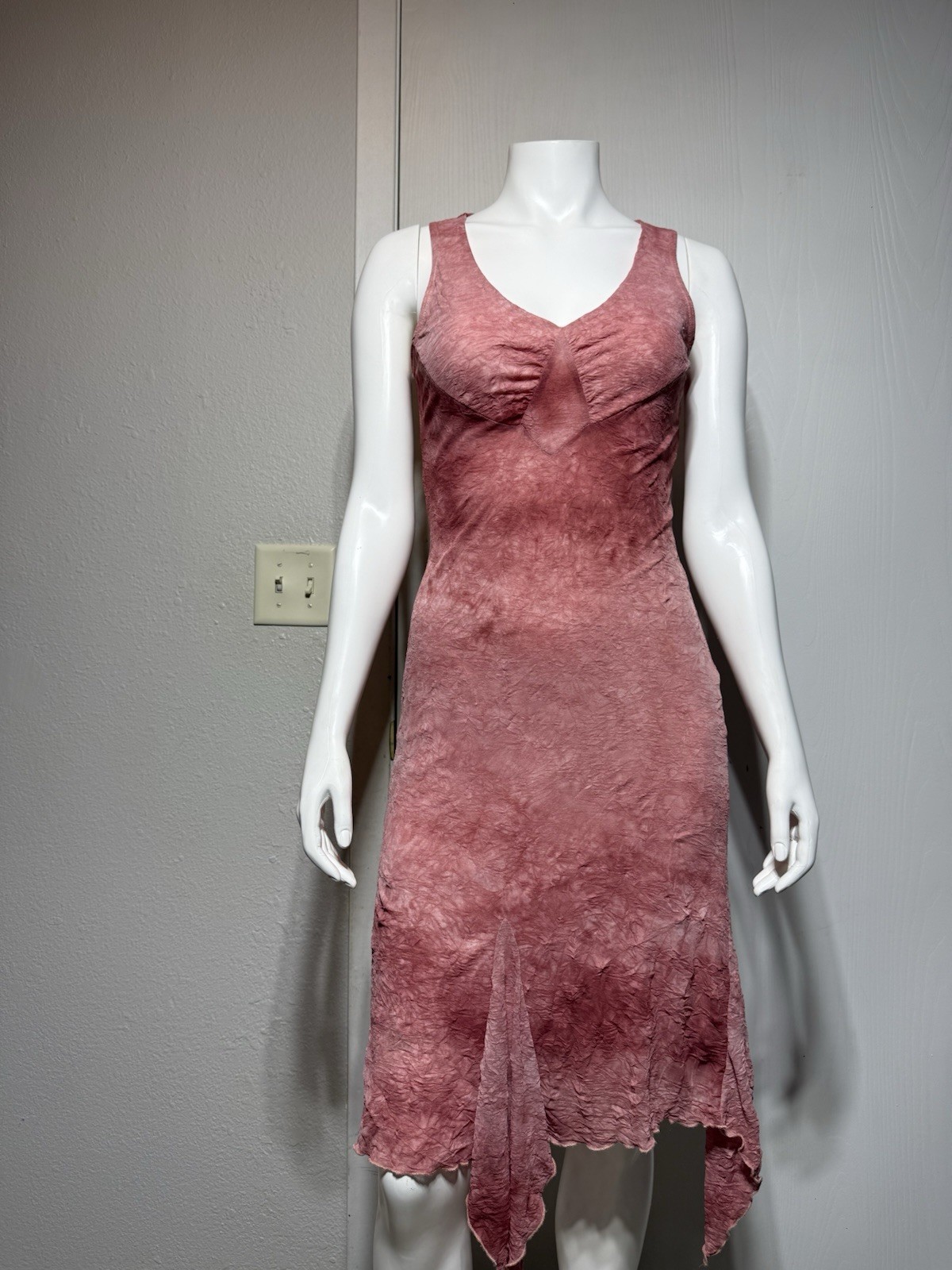 Rocket Candy Crushed Textured Pink Dress Sleeveless Handkerchief Hem Sz M USA